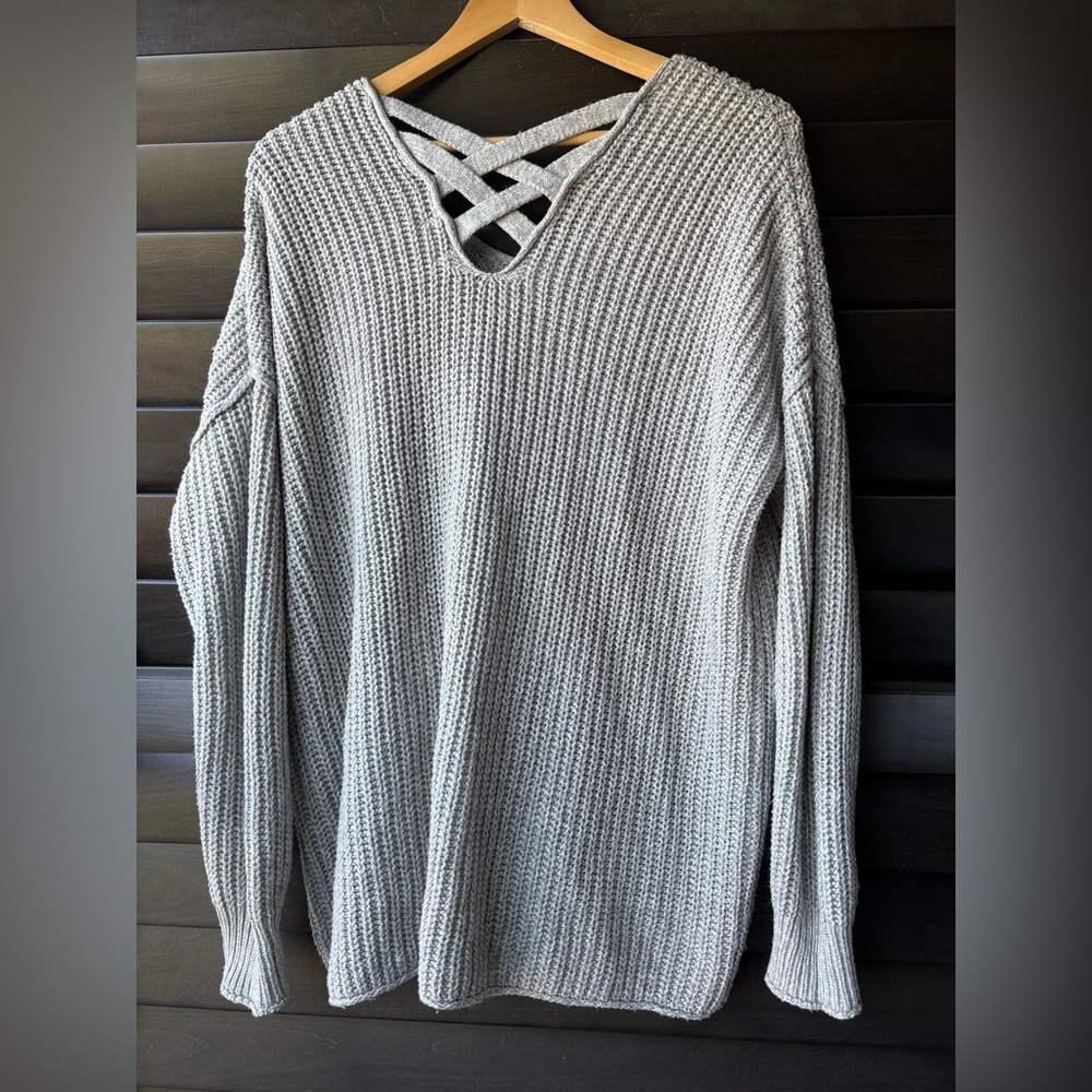 Mossimo Women's Large Grey Sweater Criss Cross Back Chunky - Picture 2 of 6